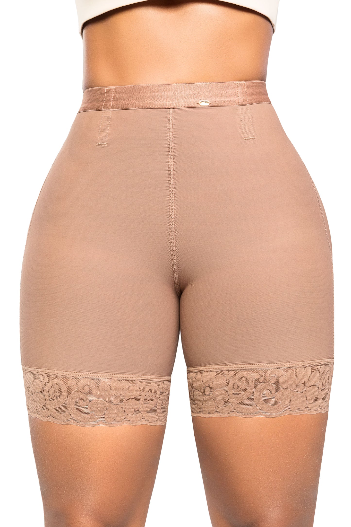 - Panty ultrainvisible SMI04029 lifting extra
- Vista trasera panty media pierna invisible
- Panty control abdominal con encaje funcional