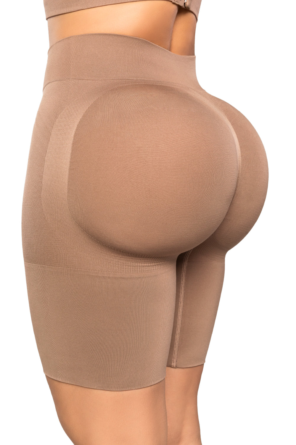 - Short SMI04052 lifting extra invisible
- Vista trasera short moldeador natural
- Short con control abdomen y muslos