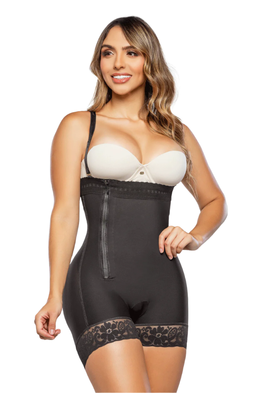 - Faja ENCANTO SMI7136 strapless lifting
- Vista trasera faja ultrainvisible corta
- Faja strapless cierre lateral lifting