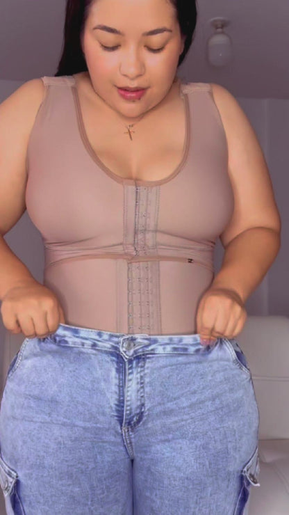 - Faja LA AFORTUNADA SMI7121 triple lifting
- Vista trasera faja ultrainvisible anatómica
- Faja short talle alto triple efecto lifting